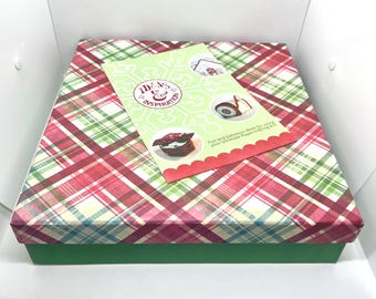 Brenda Pinnick Holiday Scrapbook Kit with Storage Box (Missing Paper Pack)