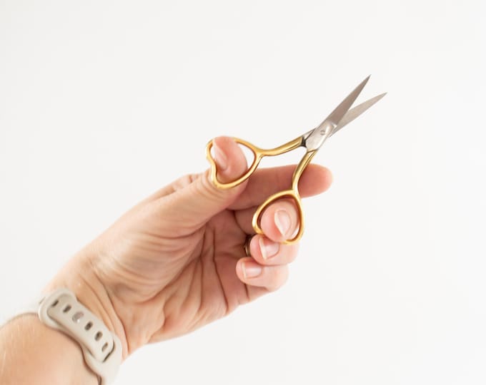 Gold Plated Heart Handle Embroidery Scissors