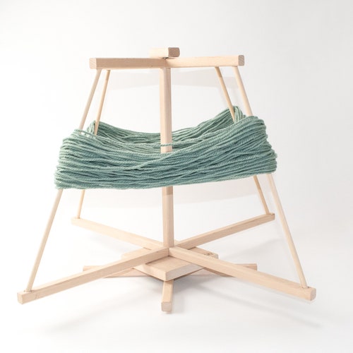 Collapsible Amishstyle Yarn Swift Jonathan Model Etsy