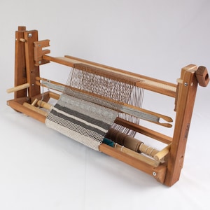 Fold & Go 20 Rigid Heddle Loom image 4