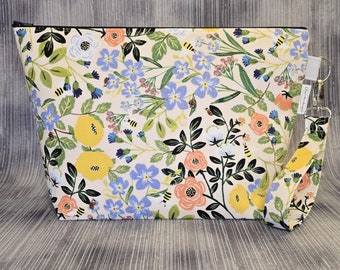Floral Bumble Bee Project Bag; Medium Knitting Bag; Crochet Bag