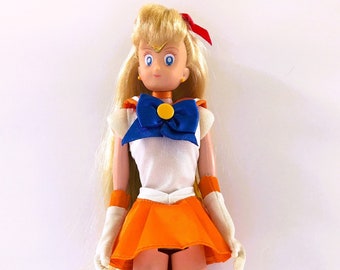 Rare 2000 Sailor Moon VENUS 11.5" Deluxe Adventure Doll w/ Long Blonde Hair ~ Bandai Irwin Toys Vintage Poseable Action Figure Japan Anime