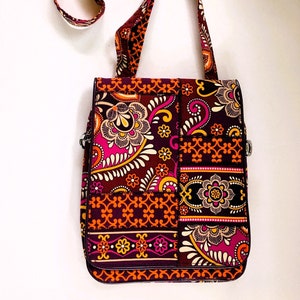 Vera Bradley Safari Sunset Crossbody Magnetic Flap Purse Shoulder Bag ~ Vintage Retired Pattern Hipster Bag All Season Quilted Cotton Fabric