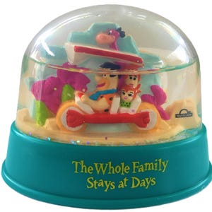 Vintage 1994 Flintstones Snow Globe Days Inn Commemorative Souvenir ~ Hanna Barbera Cartoon Characters Stone Age Family Glitter Water Globe