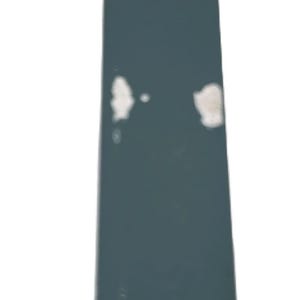 Puede incluir: Un juego de tres tazas de cer&aacute;mica con un acabado mate moteado. Las tazas son de color crema, gris claro y gris oscuro. Cada taza tiene un dise&ntilde;o minimalista y un asa redondeada.