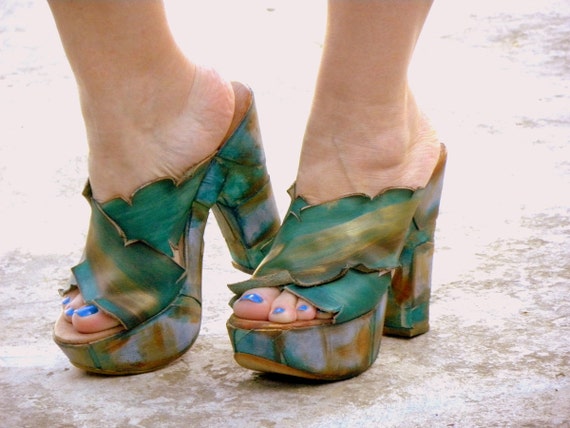 Grec, fait à la main en cuir plate-forme « Sifnos » (fait à la main à la commande) | Modèles à La Mode
Grec, fait fait fait à la main en cuir plate-forme « Sifnos » (fait à la main à la commande) | Modèles à La Mode
82e0f4