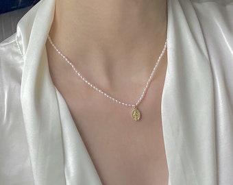 Small Freshwater Oval Pearl Necklace, Pearl Choker with 14K Gold Filled Angel Pandent, Adjustable Necklace, Gift for her