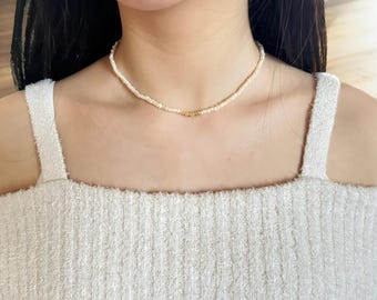 Collier ras de cou en petites perles d'eau douce, collier réglable en or 14 carats, superposition de bijoux minimalistes