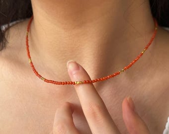 Collier en cornaline rouge, bijoux délicats en superposition de pierres précieuses, tour de cou en pierre de protection, fait main à New York