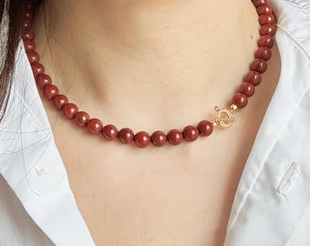 Collier en perles d'agate rouge du sud de 8 mm, fermoir à bascule en plaqué or 18 carats, collier de protection vitalité