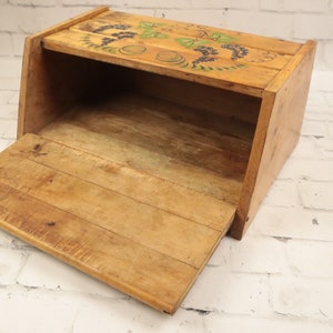 Caja de pan de madera grande y masiva con elementos pintados a | Etsy