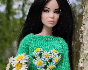 Hand-knitted melange green sweater Embroidered daisies FR FR2 Nu Face IT dolls Integrity Toys Doll clothes
