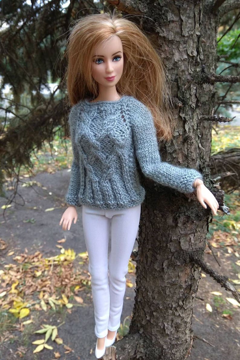 the barbie look grey sweater