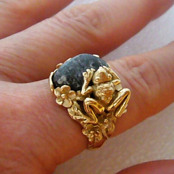grey frog jewelry