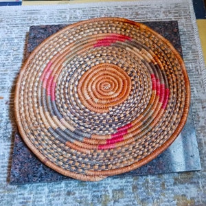 Mexican Craft Folk art Straw Coiled Mat Trivet 12.5 &quot; Excellent Trivet