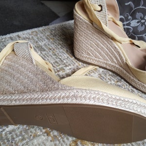 NEW ESPADRILLES Summer Neutral Camel Upcycled with Floral Appliques Size 8.5 Fits like an 8 Never Worm with Box& Shield Cotton Duck Boho image 6