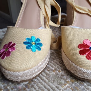 NEW ESPADRILLES Summer Neutral Camel Upcycled with Floral Appliques Size 8.5 Fits like an 8 Never Worm with Box& Shield Cotton Duck Boho image 5