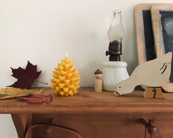 Pure Local Vermont Beeswax Hand-poured Pinecone Candle