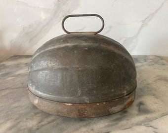Antique Metal Kitchen Mold, Made in USA