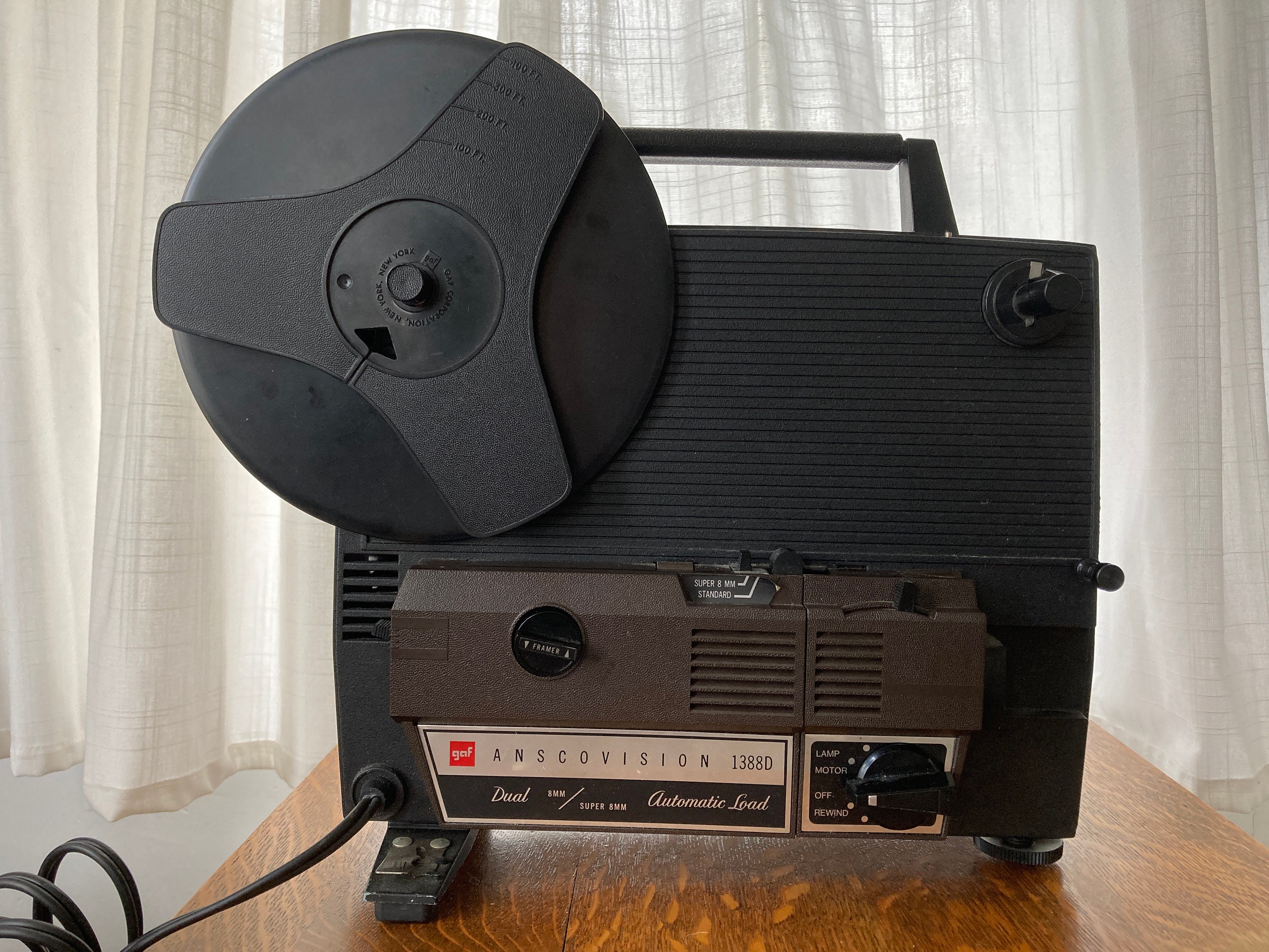 GAF Anscovision Super 8mm Automatic Load 1388D - Movie Projector
