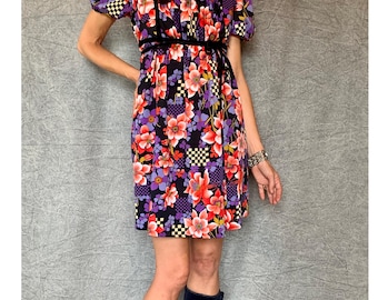 1970s Vintage Crazy Floral Print Mini Dress, Puff Sleeve Baby Doll Summer, Festival Flower Garden Boho Velvet Tie Waist Mini frock M-L