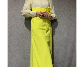 60s 70s Vintage Fluro Yellow Embroidered Daisy Dress//Vintage Puffs Sleeve Sash Belt Maxi Dress//Size 6