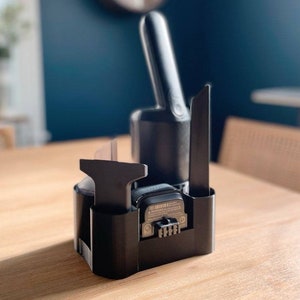 KitchenAid GO Vacuum Organizer / Kitchen Aid / cordless vacuum / vacuum organizer