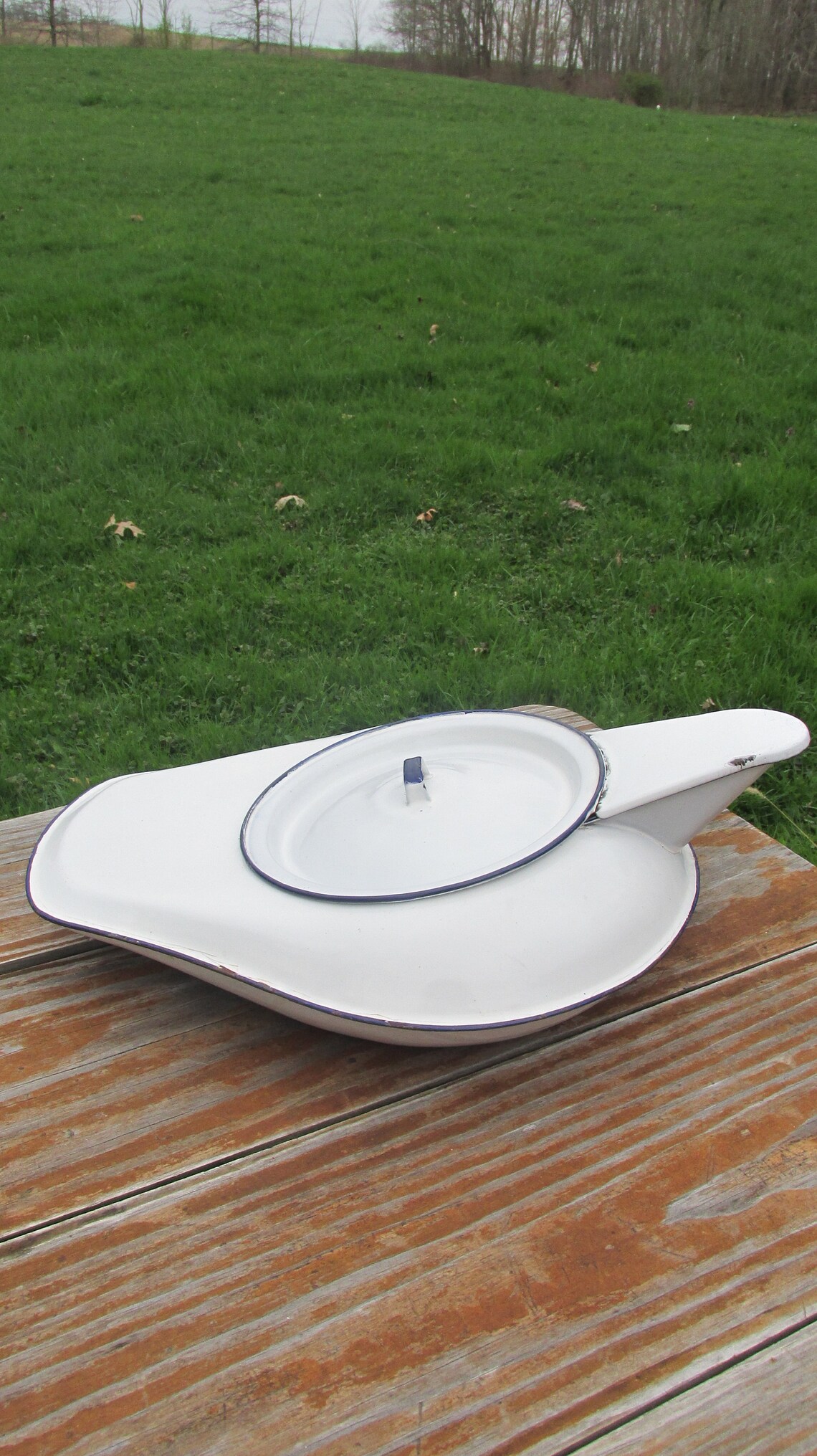 Vintage Enamel Bed Pan White Porcelain Hospital Chamber Pot Etsy