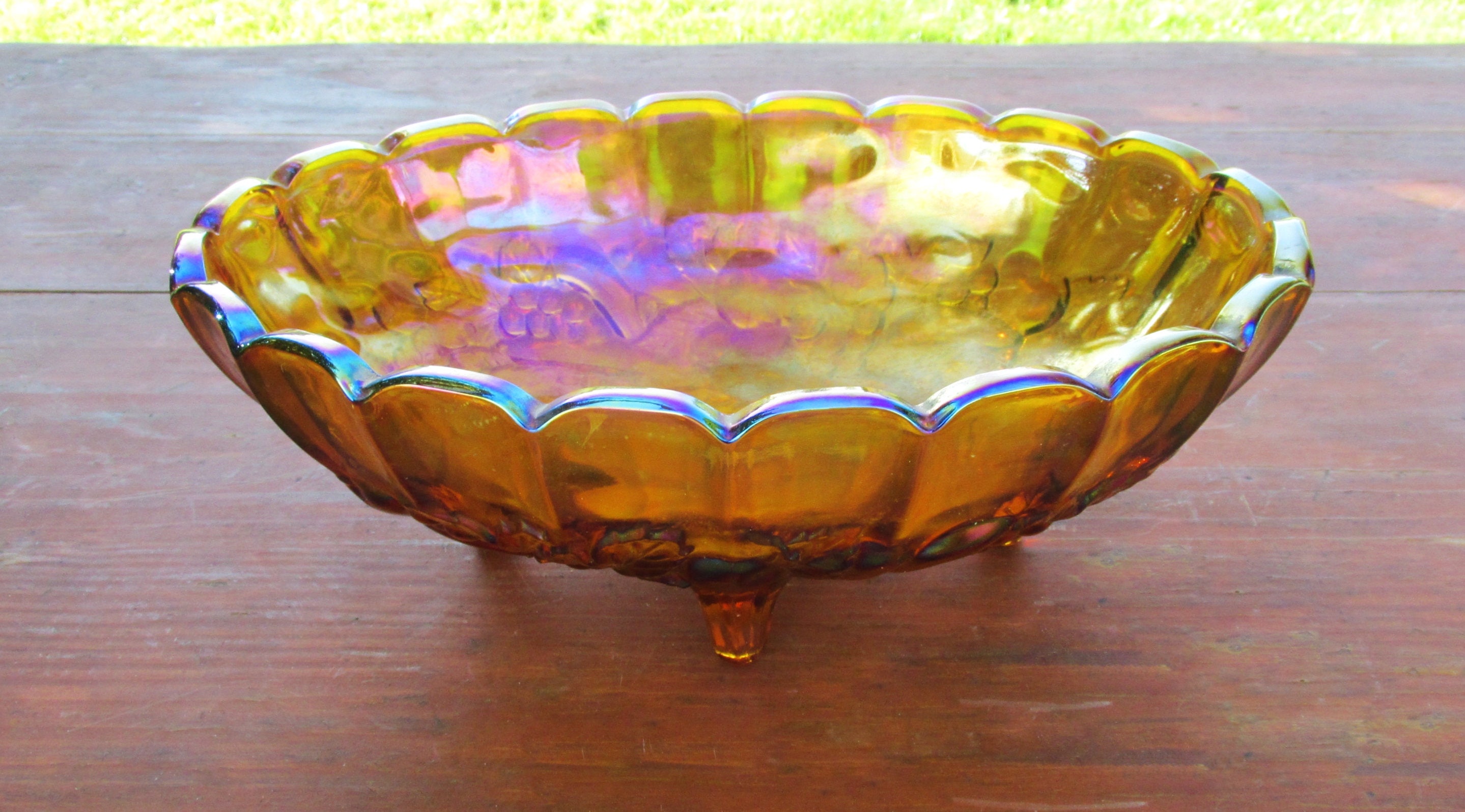 VINTAGE CARNIVAL GLASS BOWL