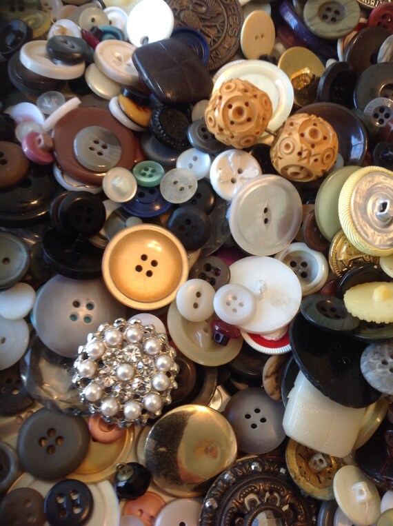 Bulk Buttons Buttons By The Pound Vintage Buttons Etsy