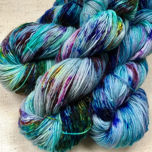 Indie dyed sock yarn, SW merino, mohair & nylon, 438 yards / 100 grams.  Hand dyed for your next knitting, crochet or weaving project.