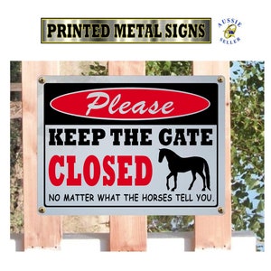 Horse gate safety sign