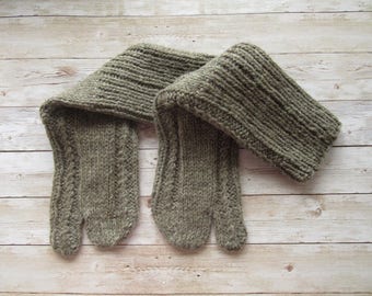 Tabi Wool Socks, Japanese Knitted Socks, Ecru Tabi Socks, Brown Split Toe Socks, Flip Flop Socks, Toe Socks, Thong Socks