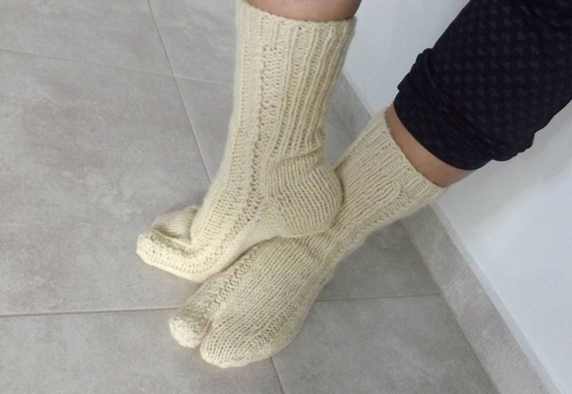 Tabi Wool Socks Japanese Knitted Socks Ecru Tabi Socks Gray Etsy