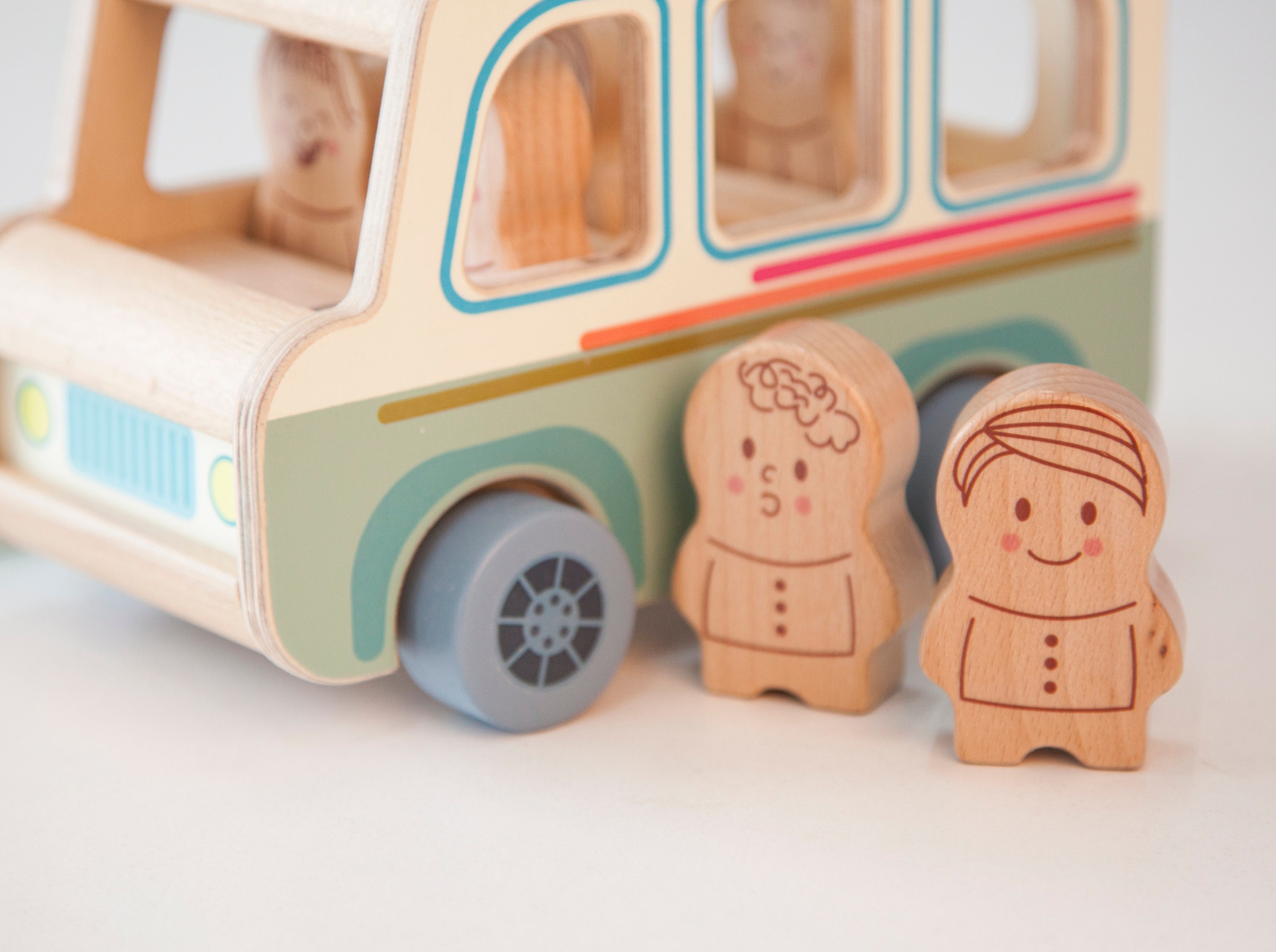 Toy Riding Bus Wooden School Bus Toy With Passengers, Kids Vehicle With Dolls, Gift ...