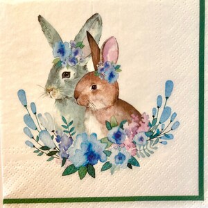 3 guardanapos de almoço decoupage, dois coelhos flores azuis, 13" x 13" desdobrados
