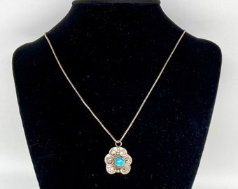 Pendentif Déco Rétro - Pierre Turquoise Grande - Cordon Noir - Argenté - Occasion - Modèle 405