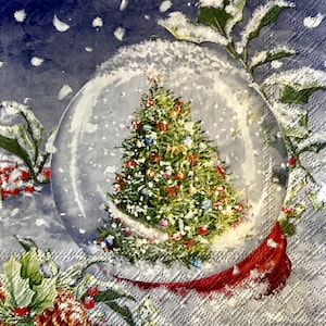 3 serwetki świąteczne decoupage, choinka w kuli śnieżnej, 13&quot; x 13&quot; po rozłożeniu