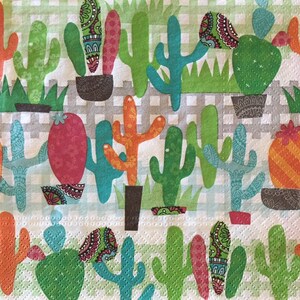 3 Decoupage Napkins, Cactus Decorative Fence 13" x 13" desdoblado