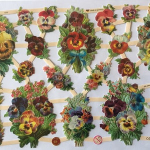 SCRAP RELIEFS Pretty Pansies Violets Floral Bouquets (1 hoja) #7356 - Troqueles en relieve - Hecho en Alemania