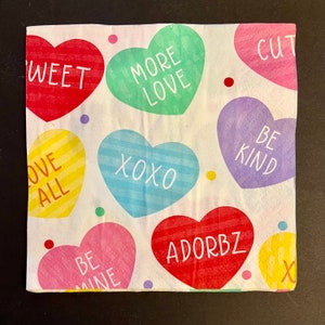 3 decoupage drankservetten, Valentine Candy Hearts XOXO-berichten, 10 "x 10" uitgevouwen