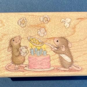 Stampfulness HMGR1010 Hausmaus Mudpie Muzzy Poppin Good Birthday Holzstempel, 2003, Gebraucht