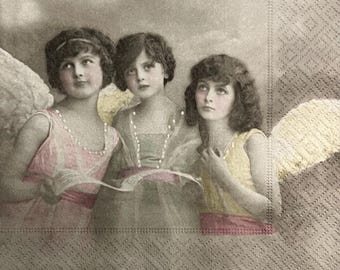 3 Servietten in Decoupage-Optik mit Sagen-Drei-Engel-Chor, ungefaltet