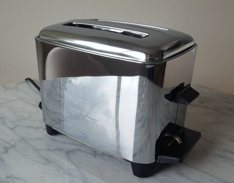 Sold/Reserved ProctorSilex Vintage Chrome Toaster 1960's Etsy