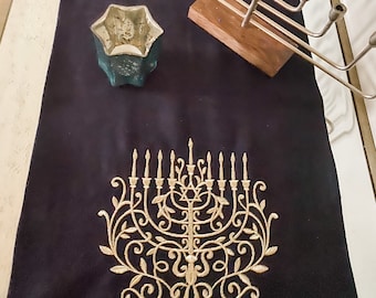 Hanukkah Table Runner,Gold Menorah,Hanukkah Table Decor,Hanukkah Decoration,Hanukkah Gift,Jewish Celebrations,Jewish Hostess Gift,Chanukkah