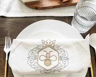 Shana Tova,4  Cotton Napkins,Embroidered Shanah Tovah Napkins,Apple Napkins,Rosh Hashana Gift,Rosh Hashana Table,Jewish New Year Gift