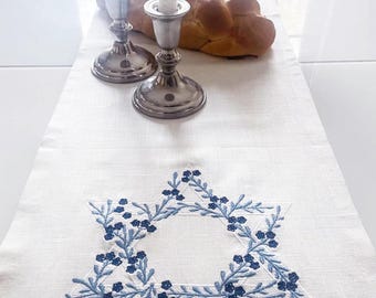 Magen david Table Runner,Magen david Gift,Jewish Hostess Gift,Shabbat Table Runner,Jewish Holidays,Jewish Celebration,Jewish Couple Gift