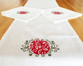 Jewish New Year Embroidered Linen Table Runner For Rosh Hashanah Shana Tovah Table Centrepiece Apple High Holidays Jewish Gift Tablescaping