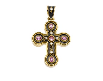 Pendentif croix byzantine saphir en or jaune 18 carats