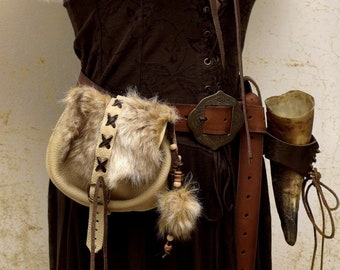 Viking Fur Belt Pouch, Leather Belt Bag, Faux Fur Medieval Fur Bag, Bushcraft Pouch, Cosplay, LARP Sporran Bag, Archer, Barbarian Belt Pouch - Etsy Viking Fur Belt Pouch, Leather Belt Bag, Faux Fur Medieval Fur Bag, Bushcraft Pouch, Cosplay, LARP Sporran Bag, Archer, Barbarian Belt Pouch - Etsy